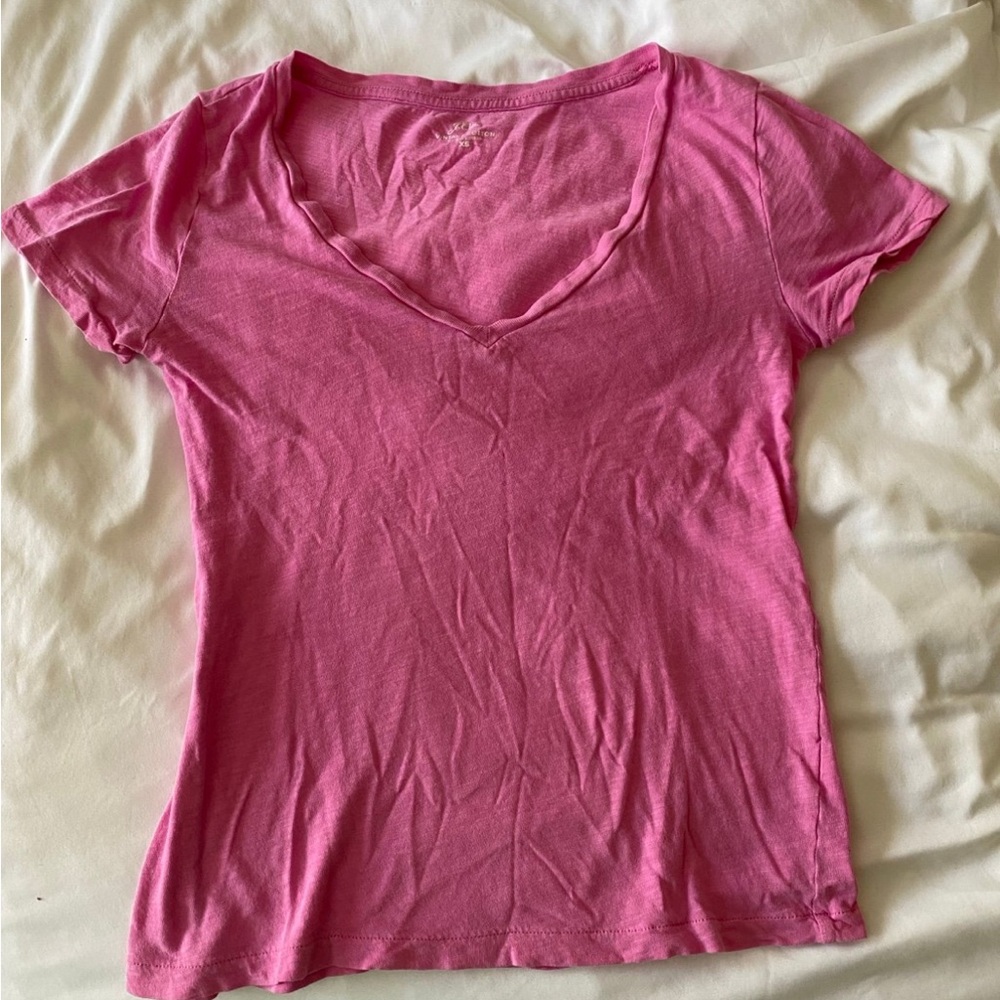 🌶️ 5 for $20: J. Crew V-Neck Tee